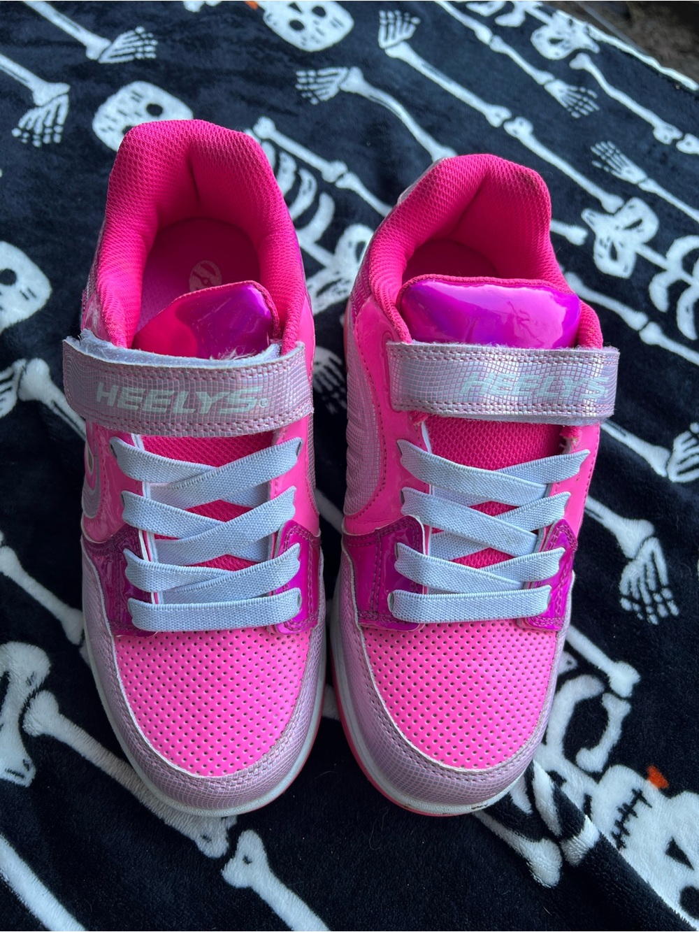 Heelys Kids Bright Pink Rolling Sneakers with White Accents